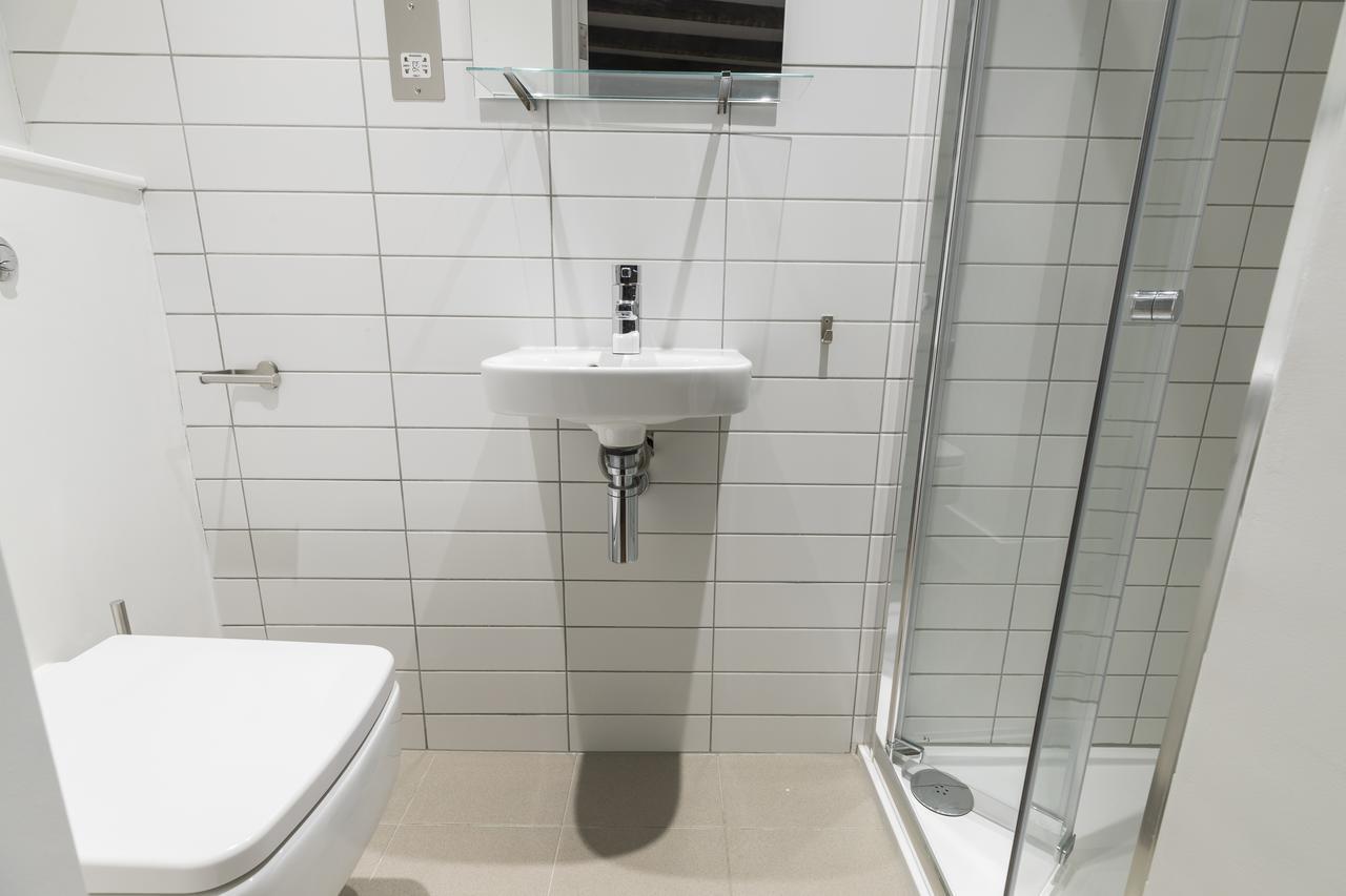 Spacious And Chic Flat In Angel 런던 외부 사진